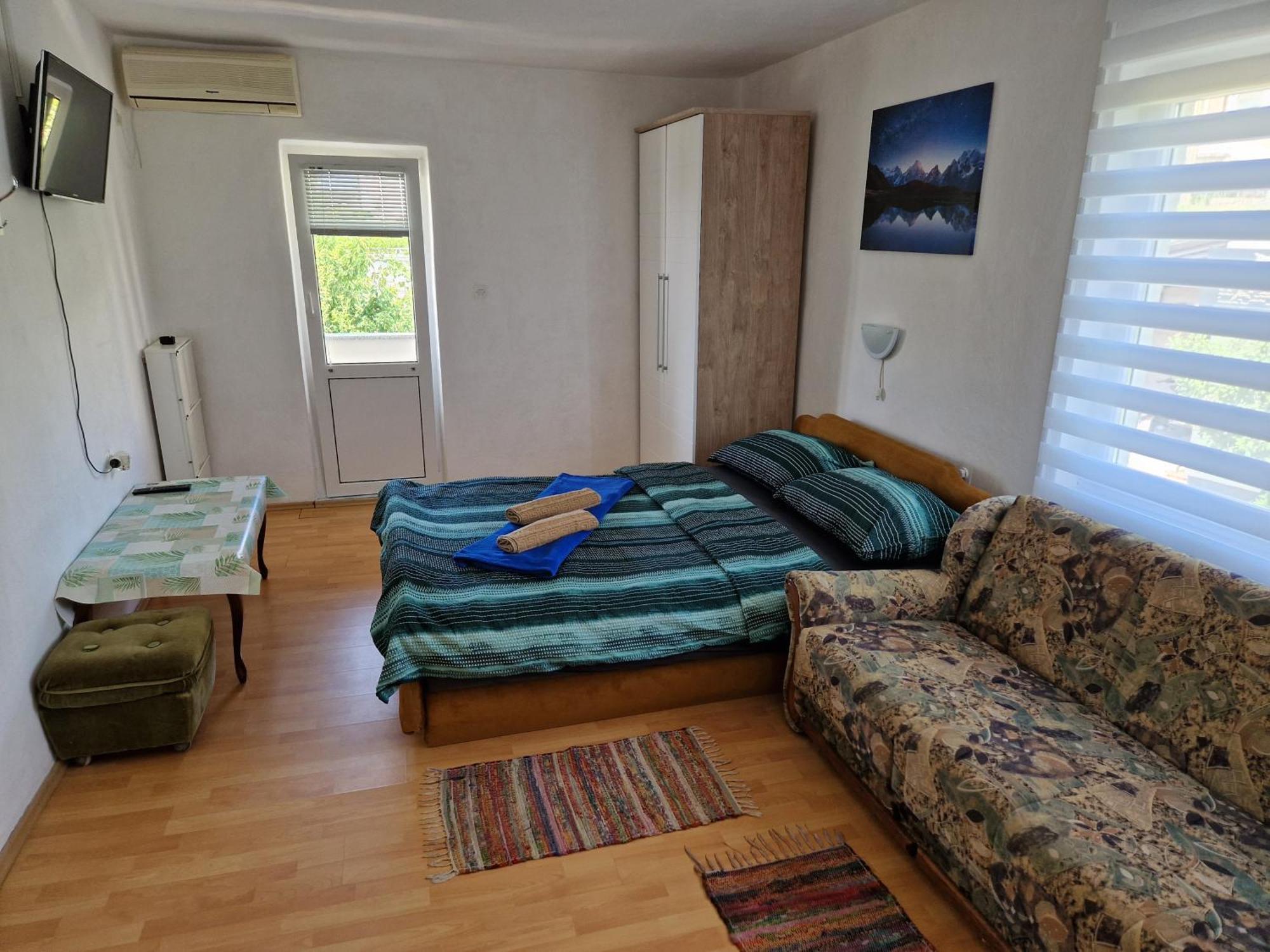 Apartments Nikol Лопар Екстер'єр фото