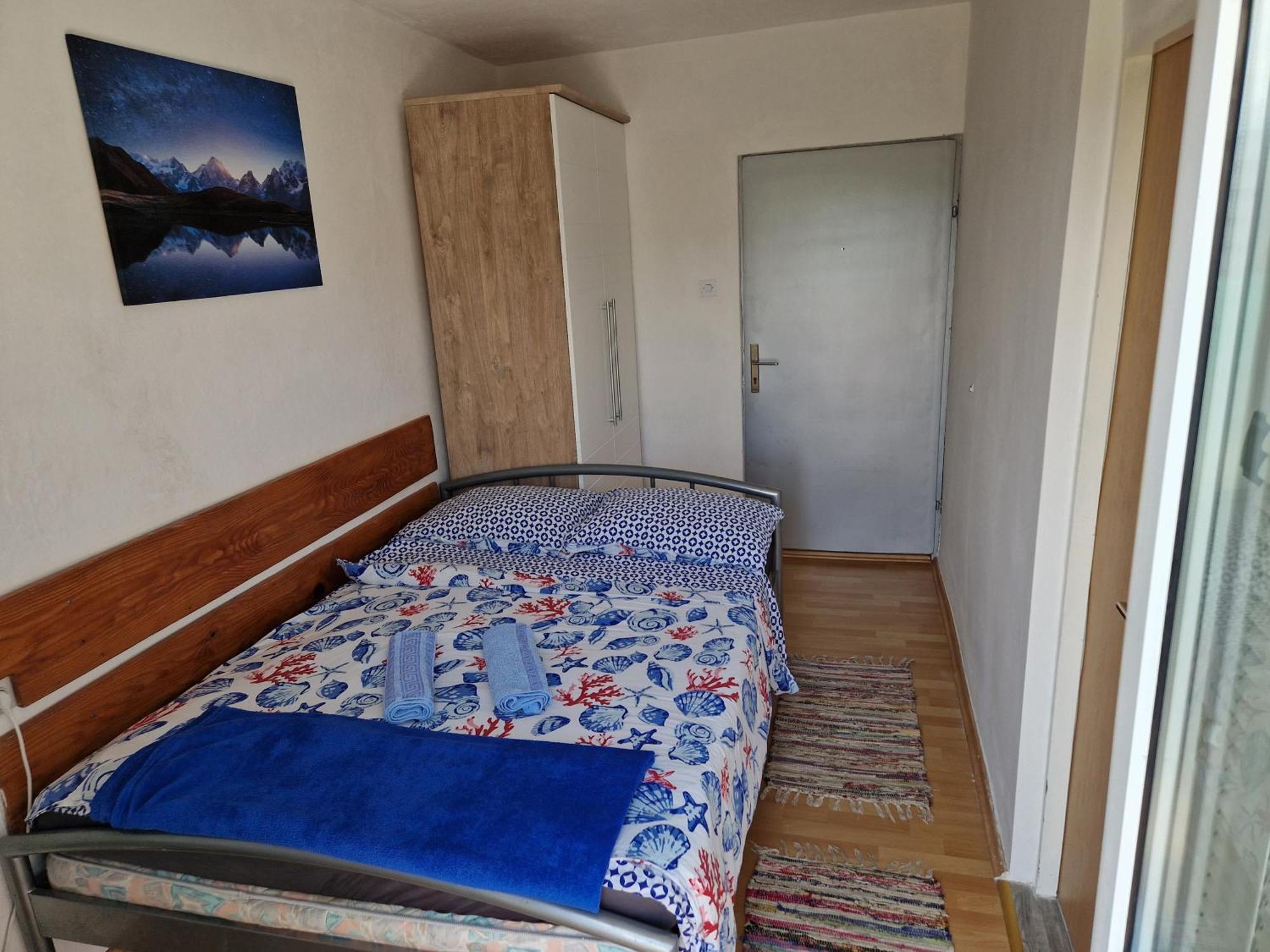 Apartments Nikol Лопар Екстер'єр фото